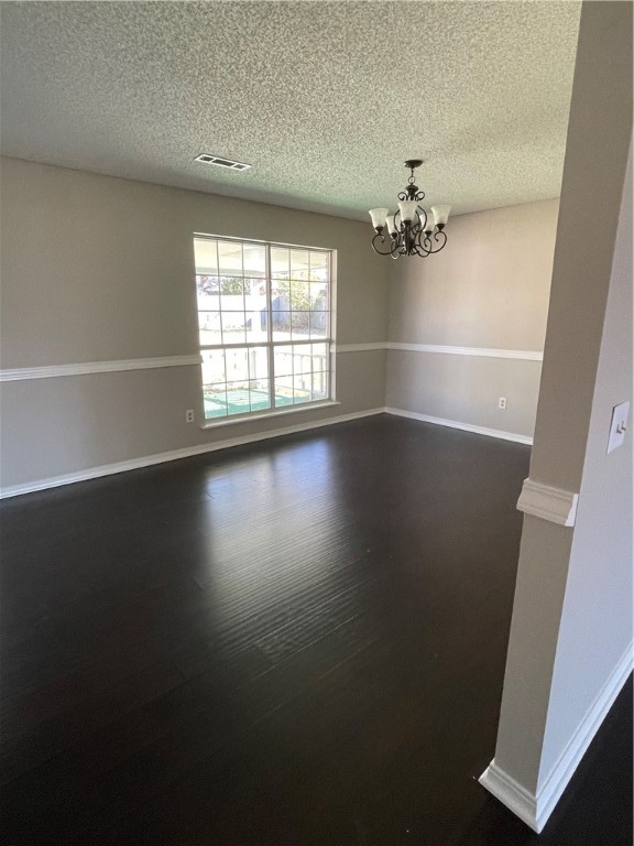 1407 Jennifer Street