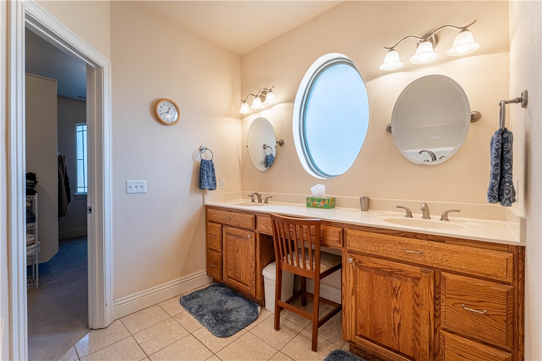 3739 Cedar Ridge Lane