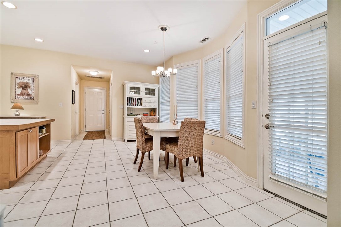 6894 Song Bird Circle