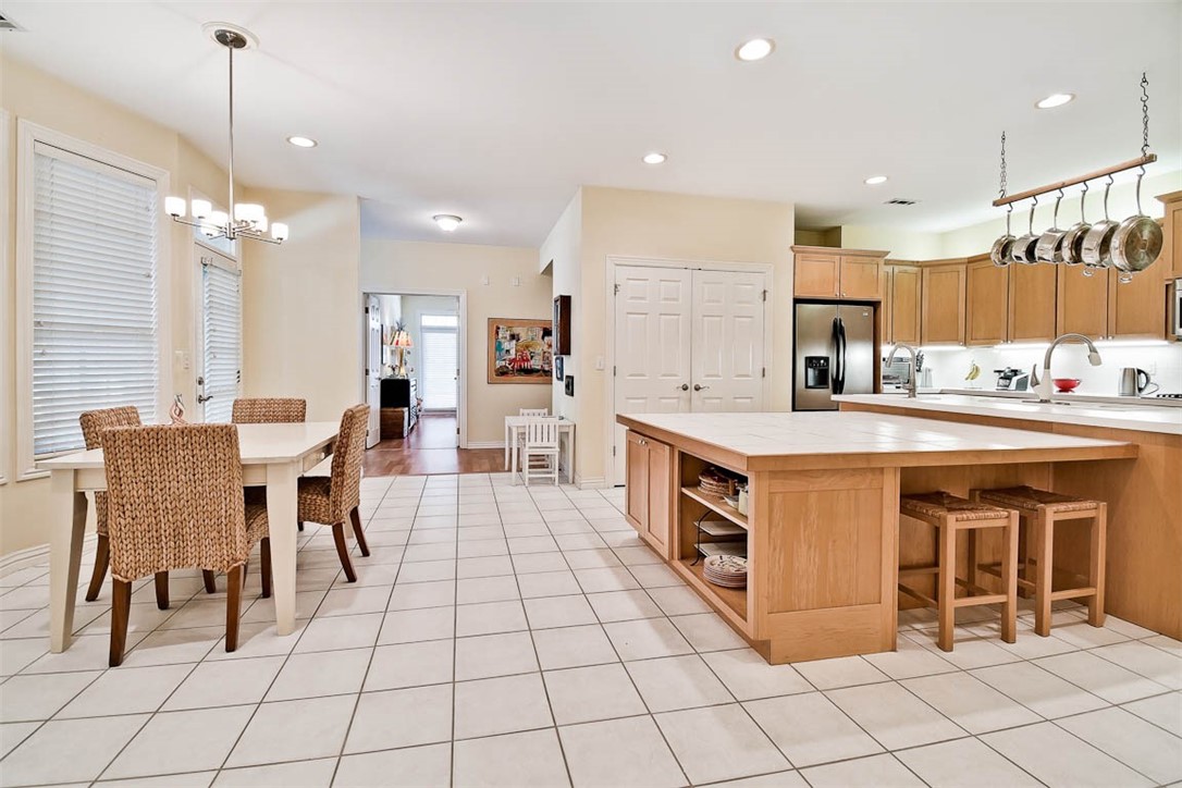 6894 Song Bird Circle