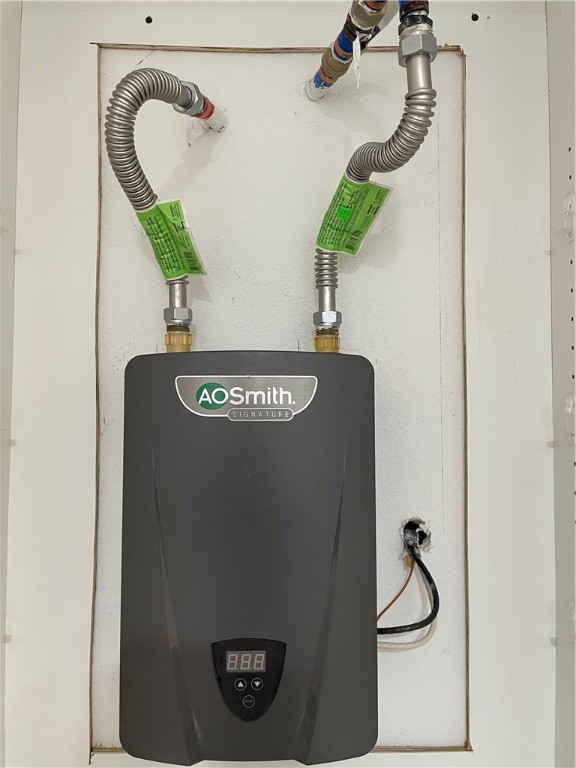 13649 -Canehill WC 13 Road