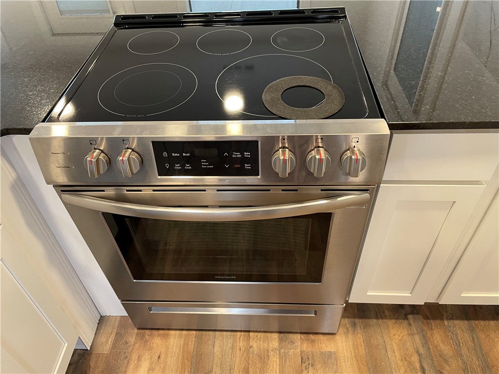 13649 -Canehill WC 13 Road