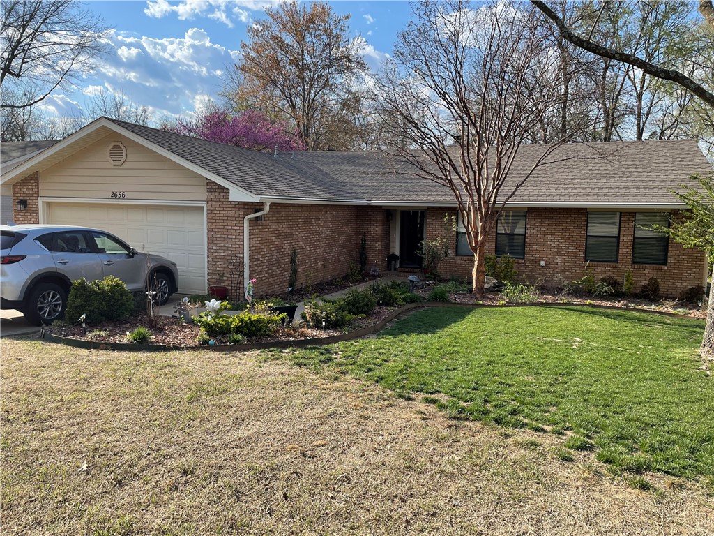 2656 E Ferguson Avenue