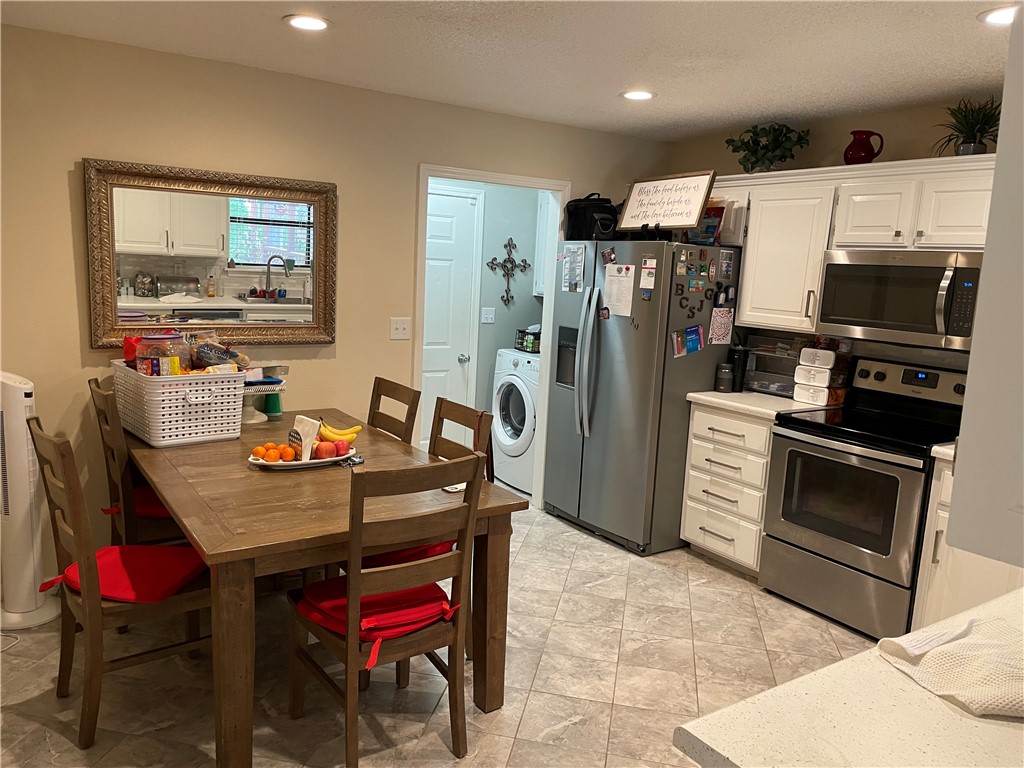 2656 E Ferguson Avenue