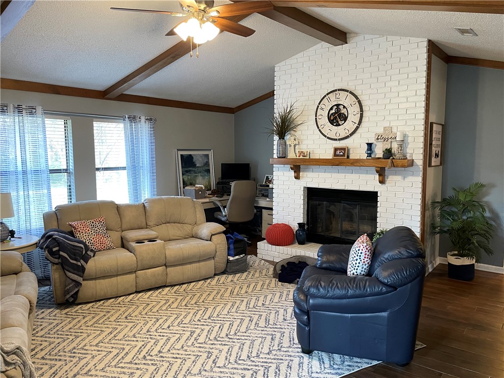 2656 E Ferguson Avenue