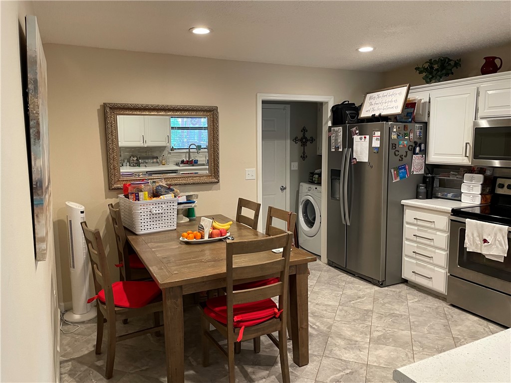 2656 E Ferguson Avenue