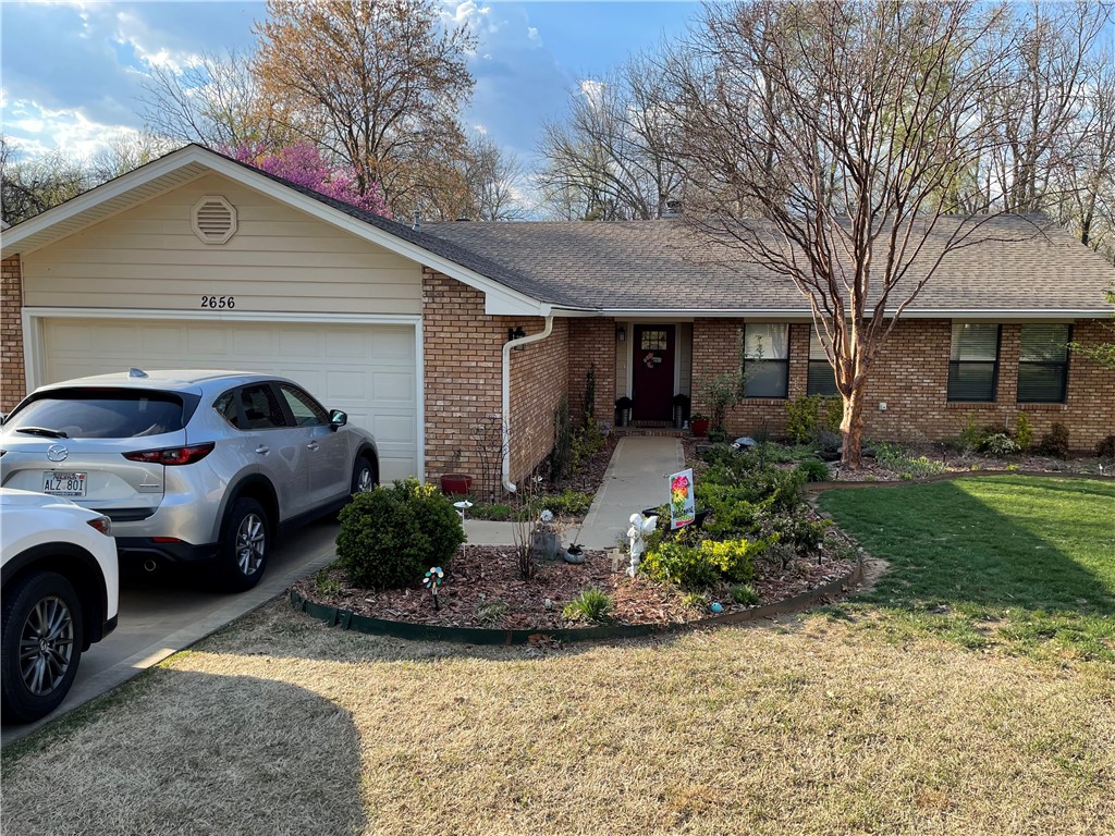 2656 E Ferguson Avenue