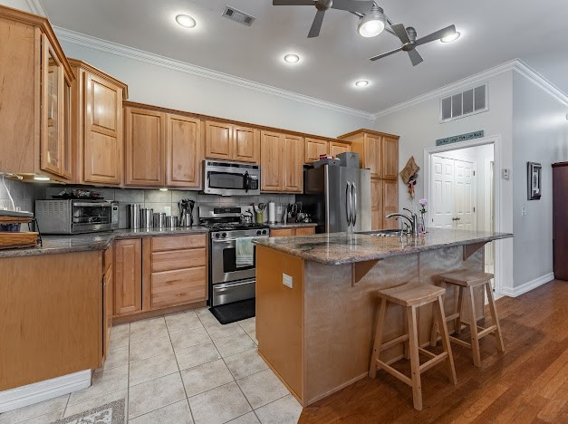 485 E Founders Park Drive