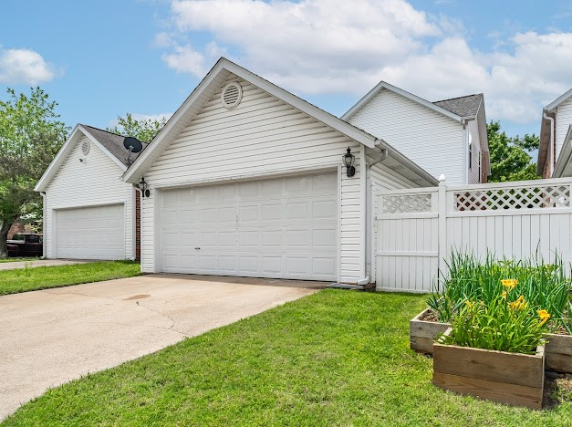 485 E Founders Park Drive