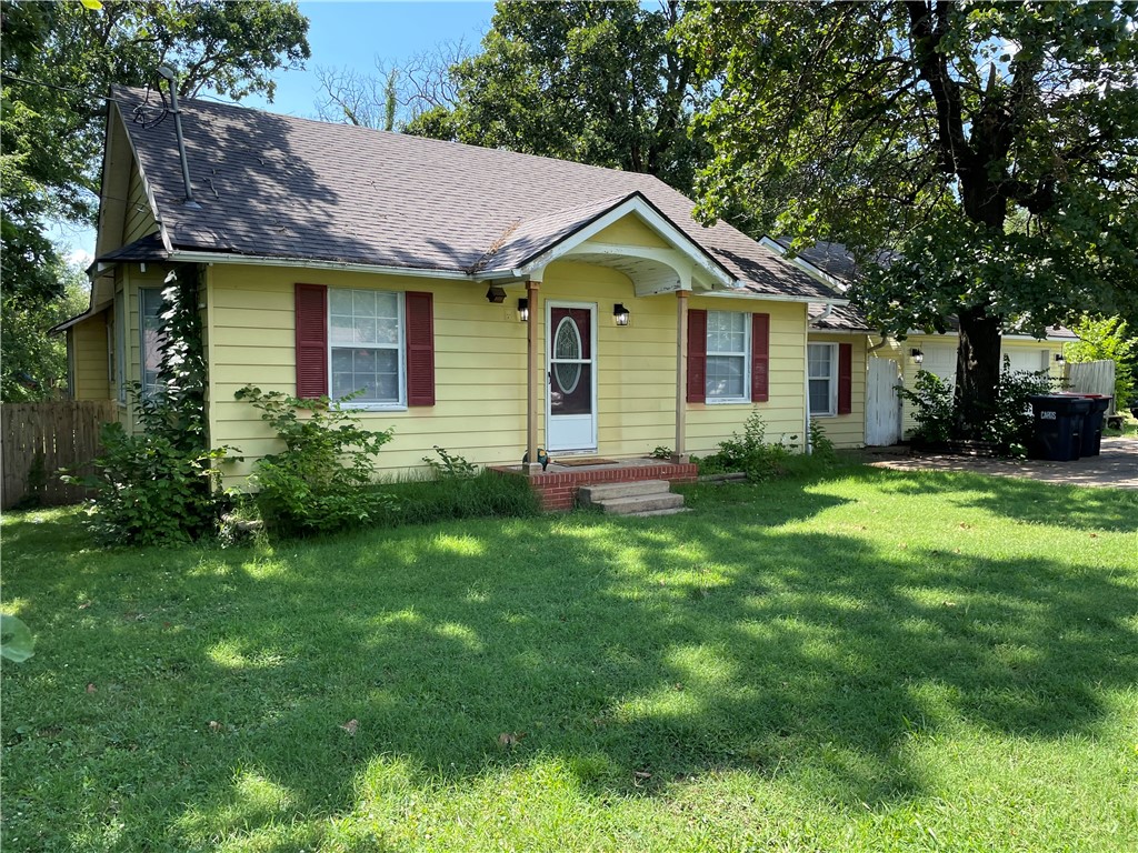 2112 N Pump Station Road