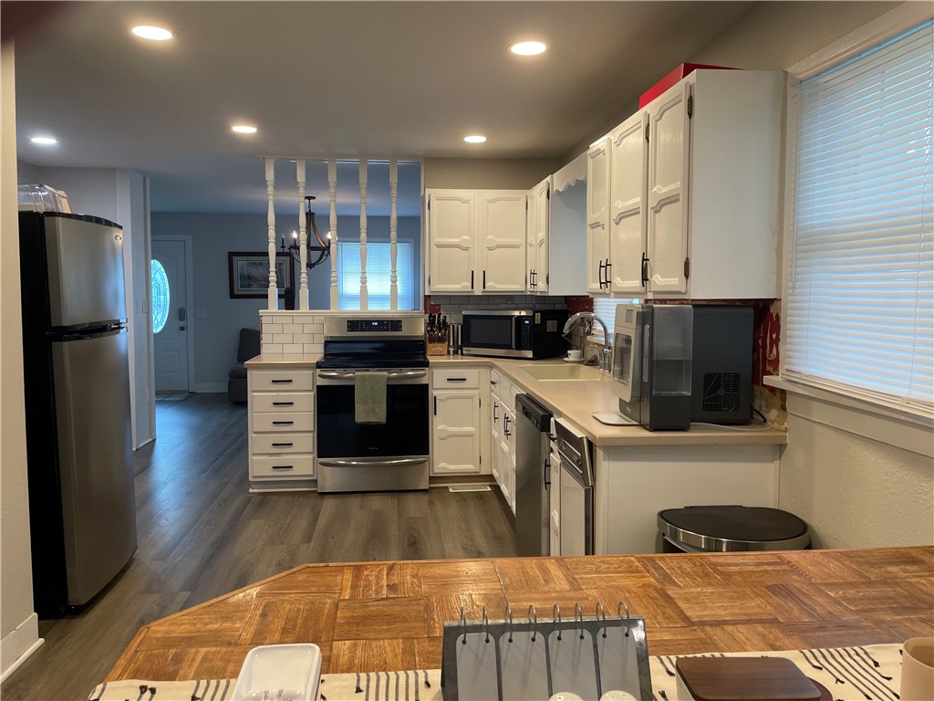 2112 N Pump Station Road