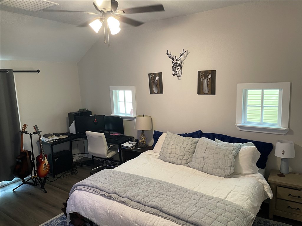 2112 N Pump Station Road