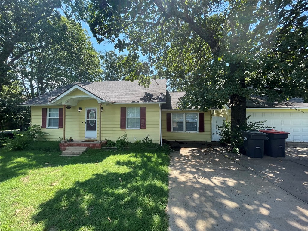 2112 N Pump Station Road