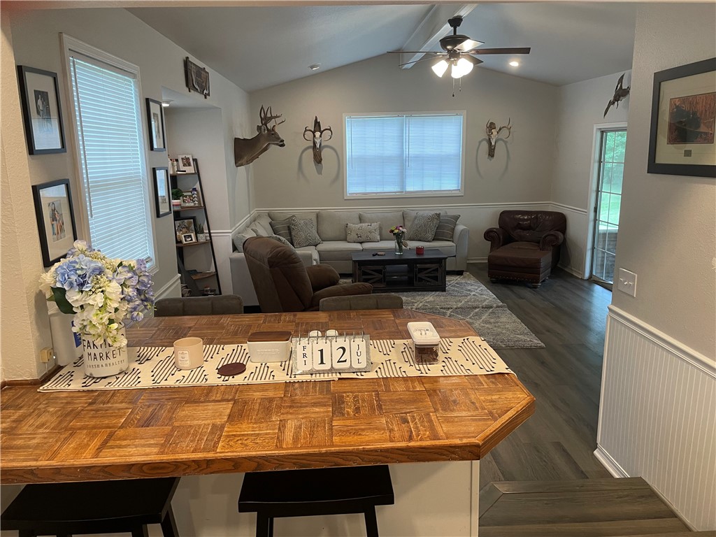 2112 N Pump Station Road