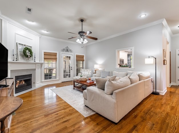 6459 Harvey Jones Avenue