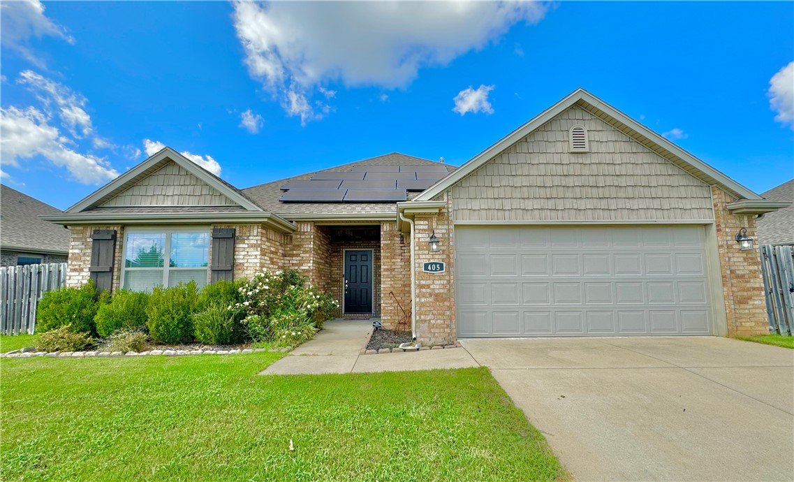 405 W Gillian Avenue