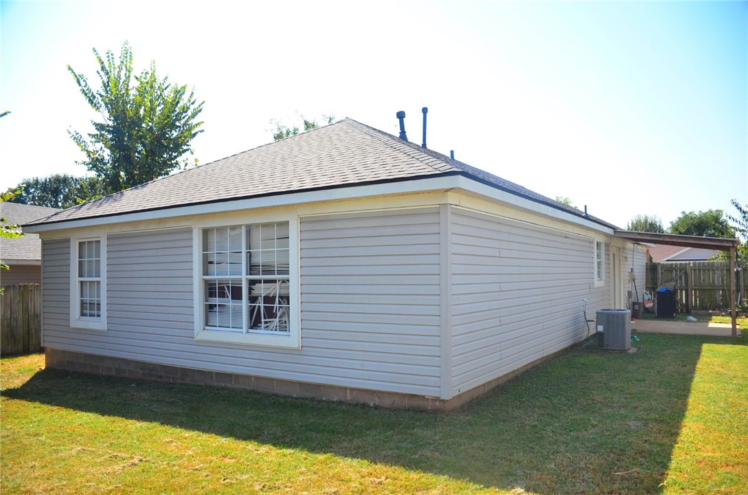 2931 Watercrest Street