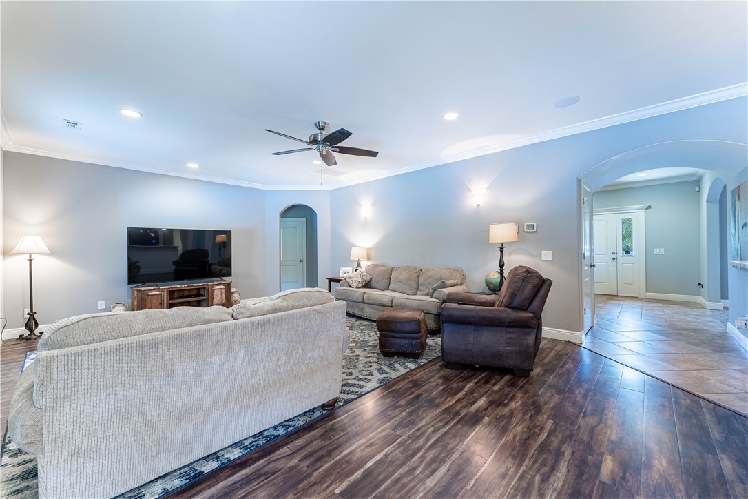 1222 Edinburgh Loop