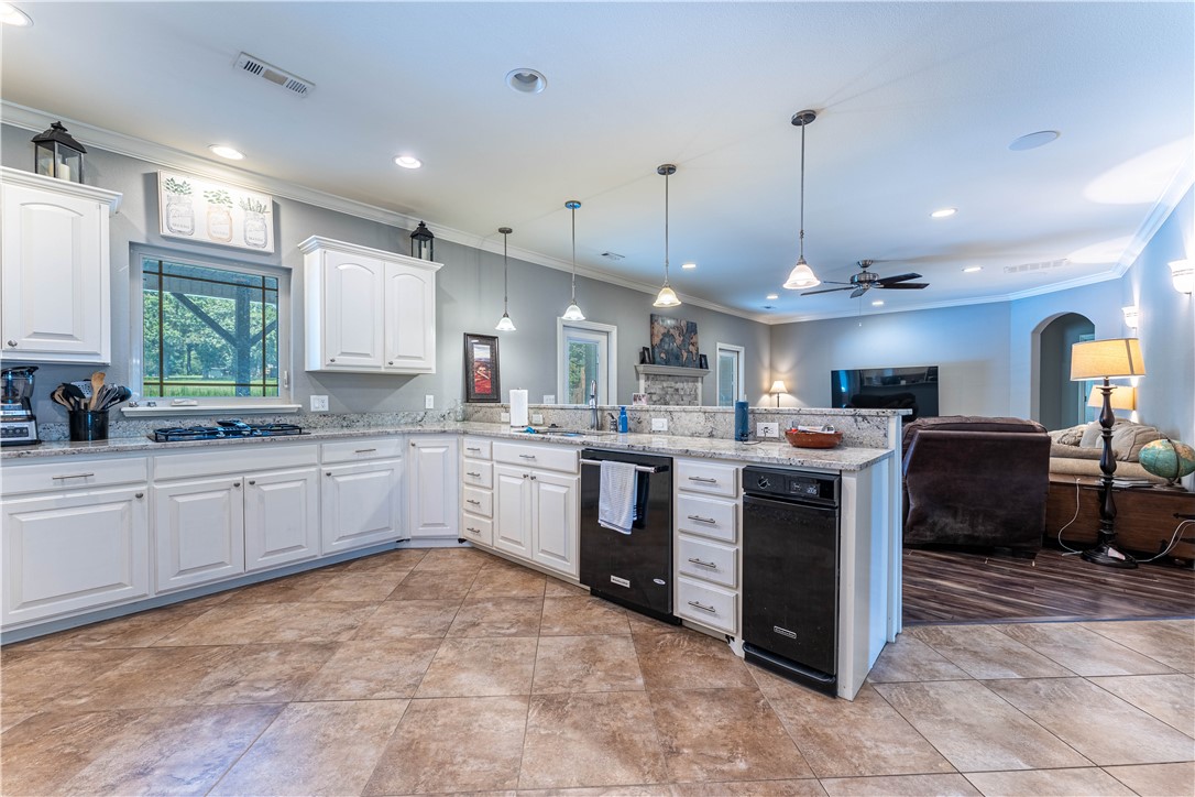 1222 Edinburgh Loop