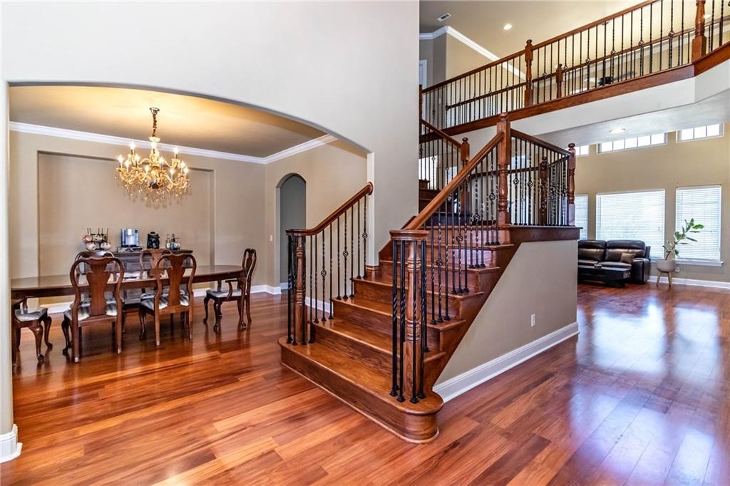700 Galahad Drive