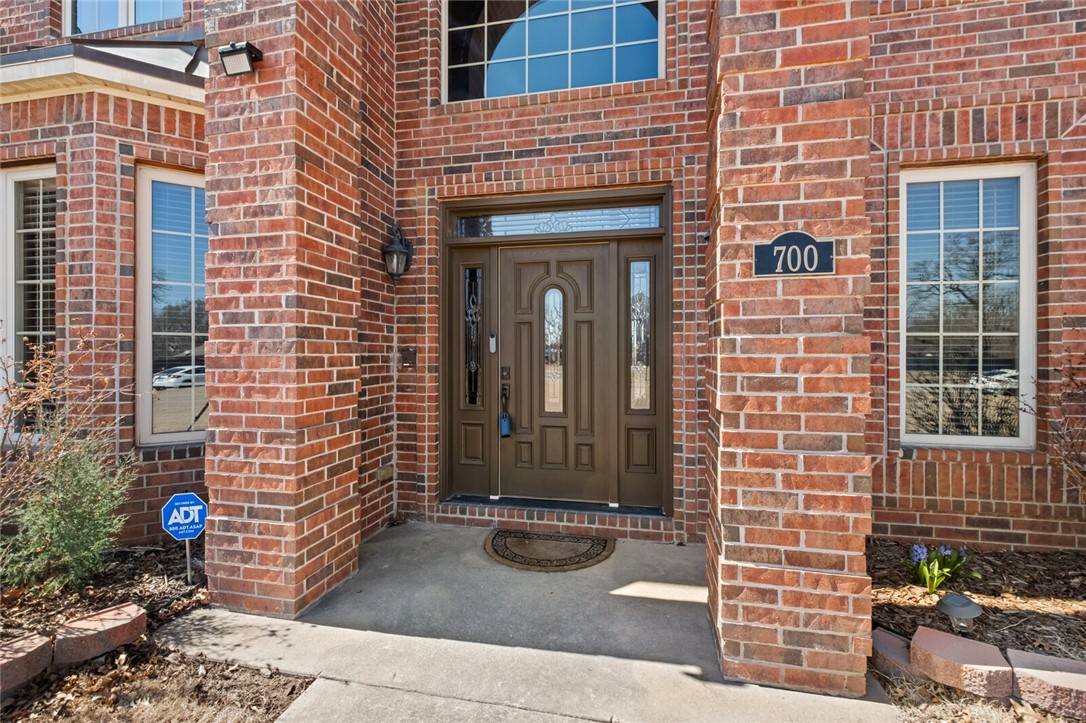 700 Galahad Drive