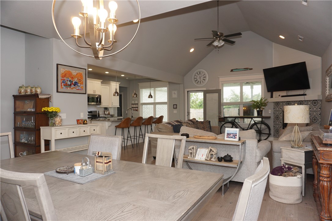 3345 Clearwater Cove