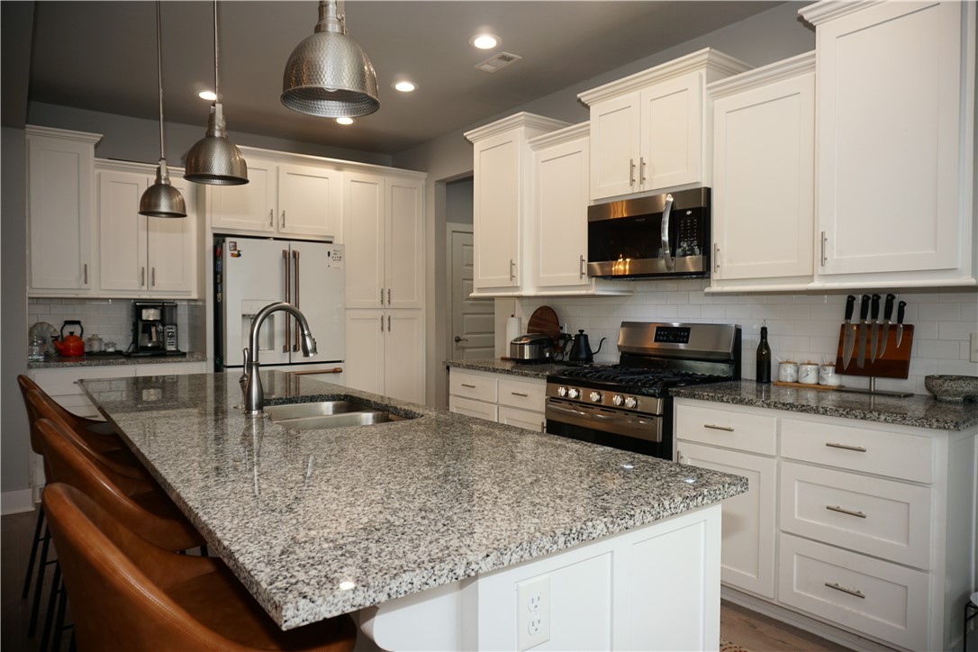 3345 Clearwater Cove