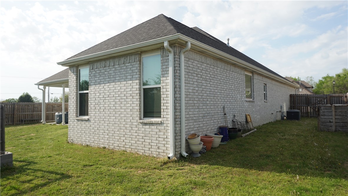 3345 Clearwater Cove