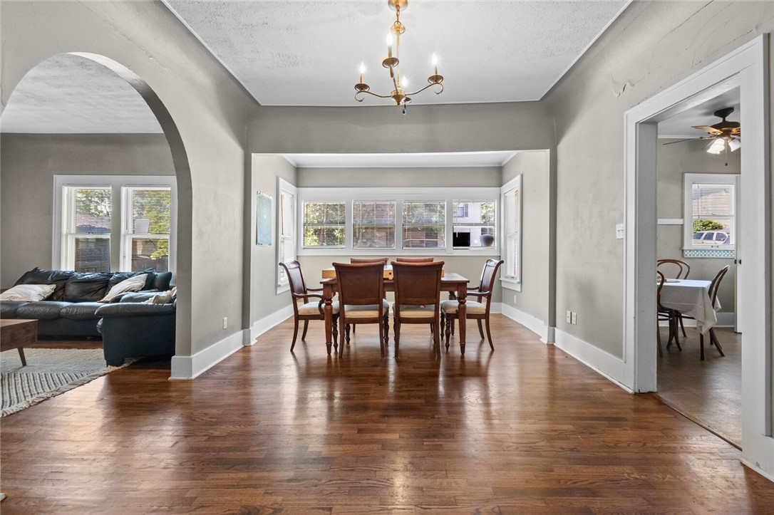 811 N Lindell Avenue