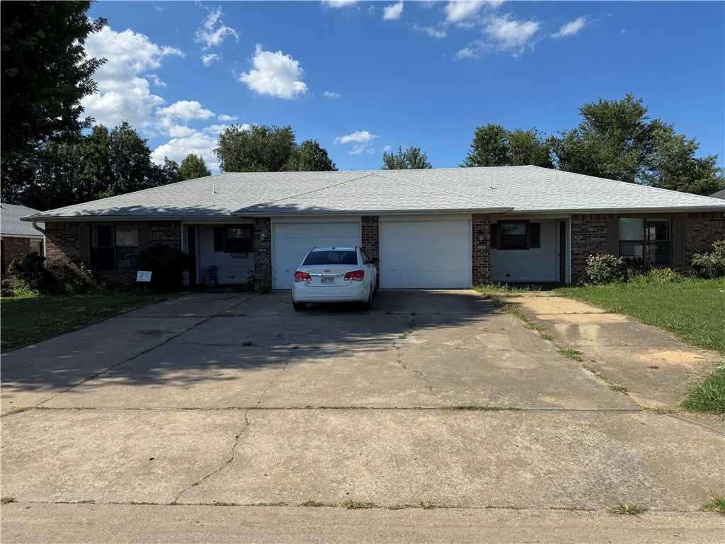 3050 A&B Adrian Avenue