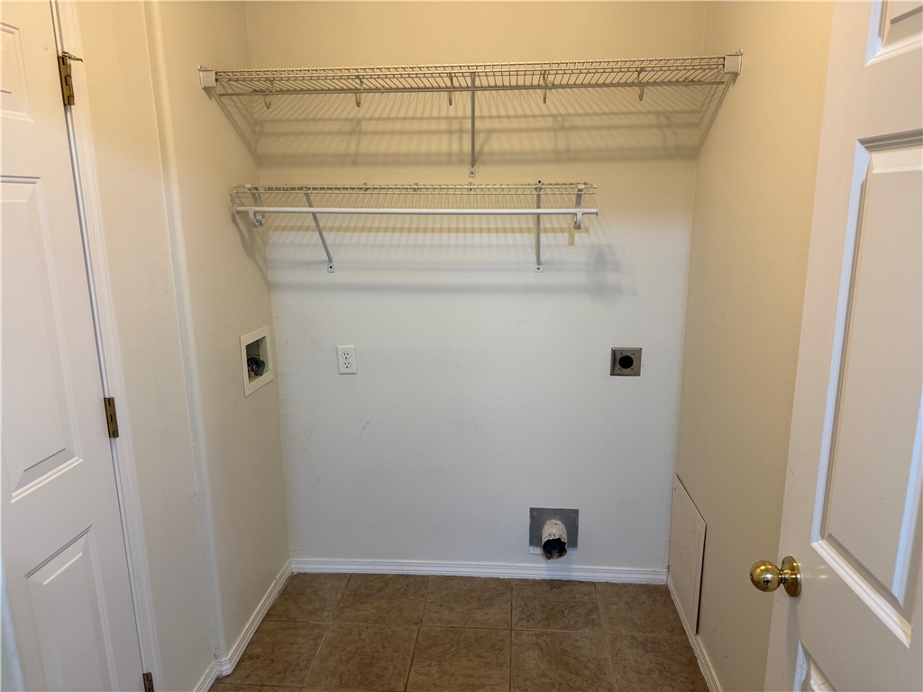 6404 SW High Meadow Boulevard