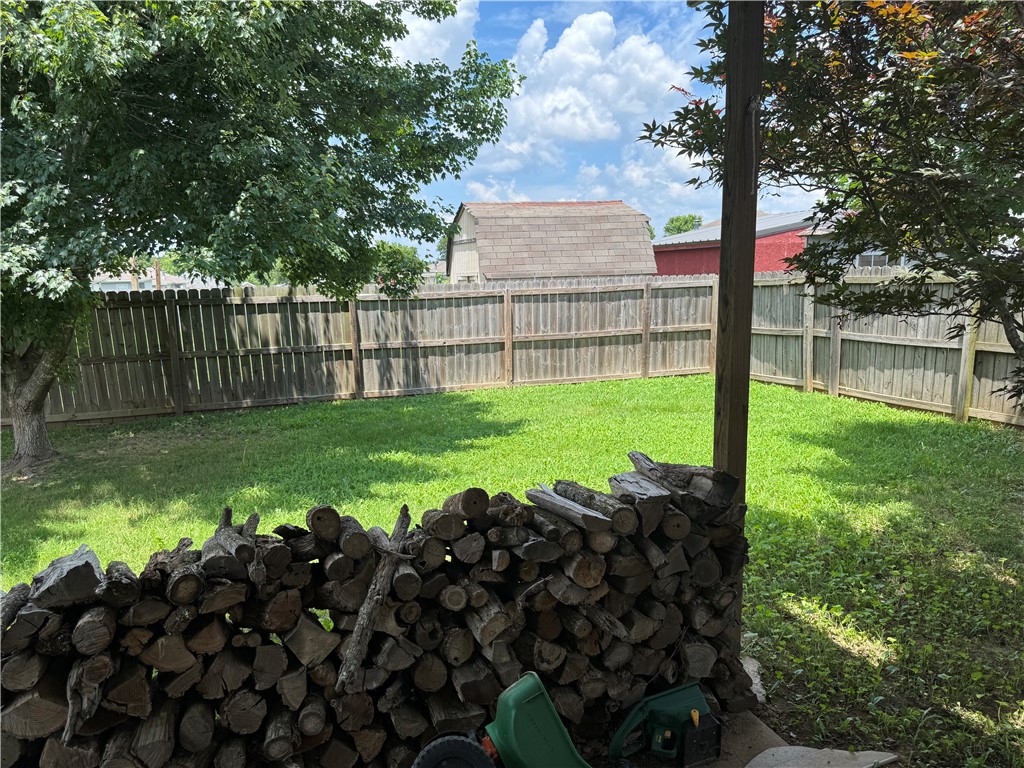 6404 SW High Meadow Boulevard