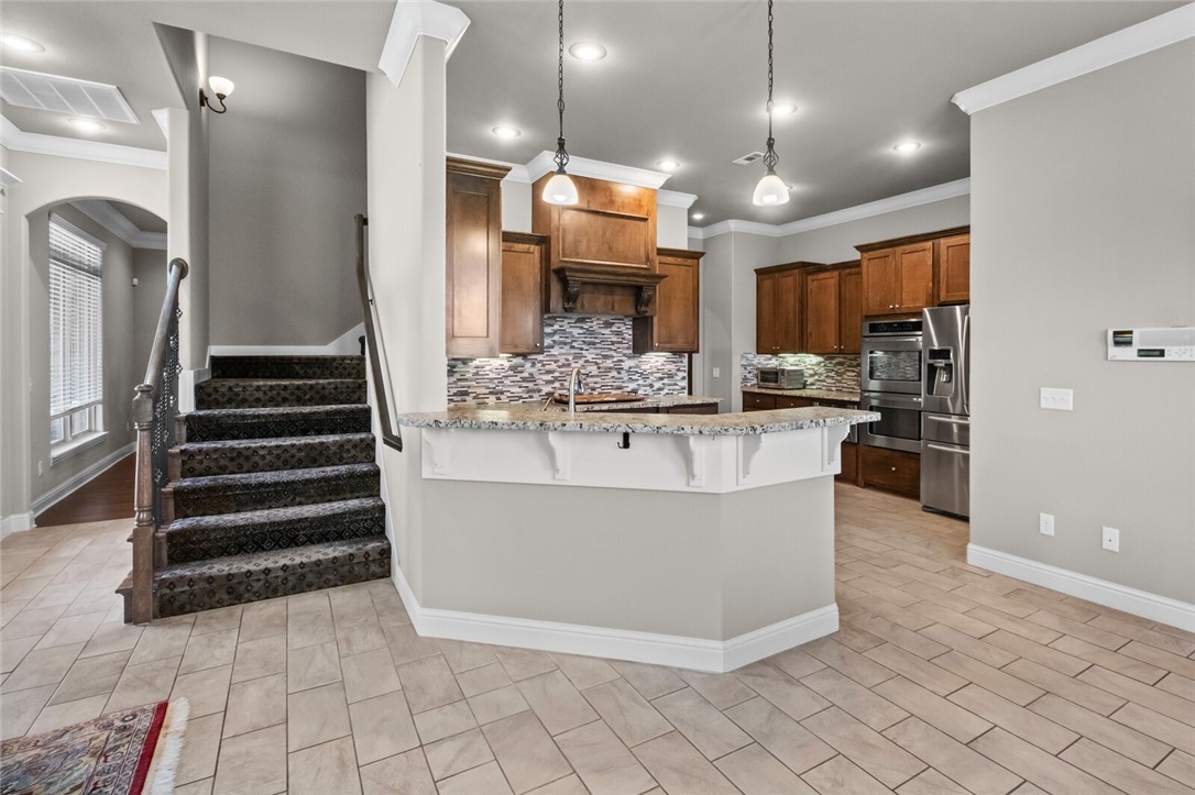 4470 N Thoroughbred Trail