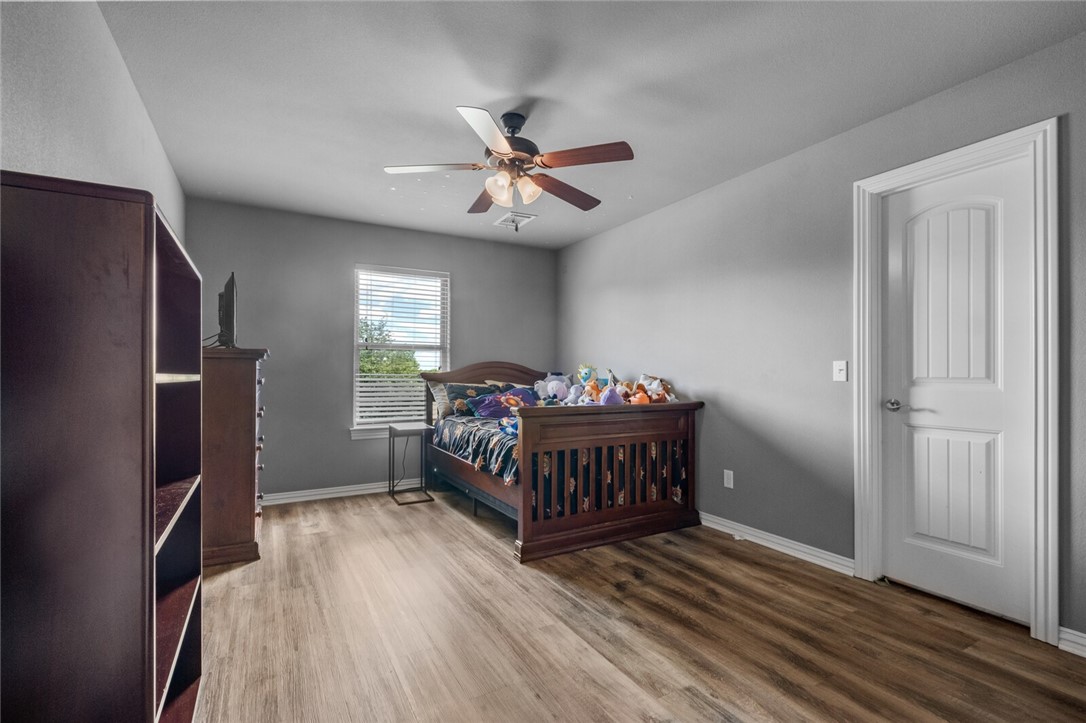 4470 N Thoroughbred Trail