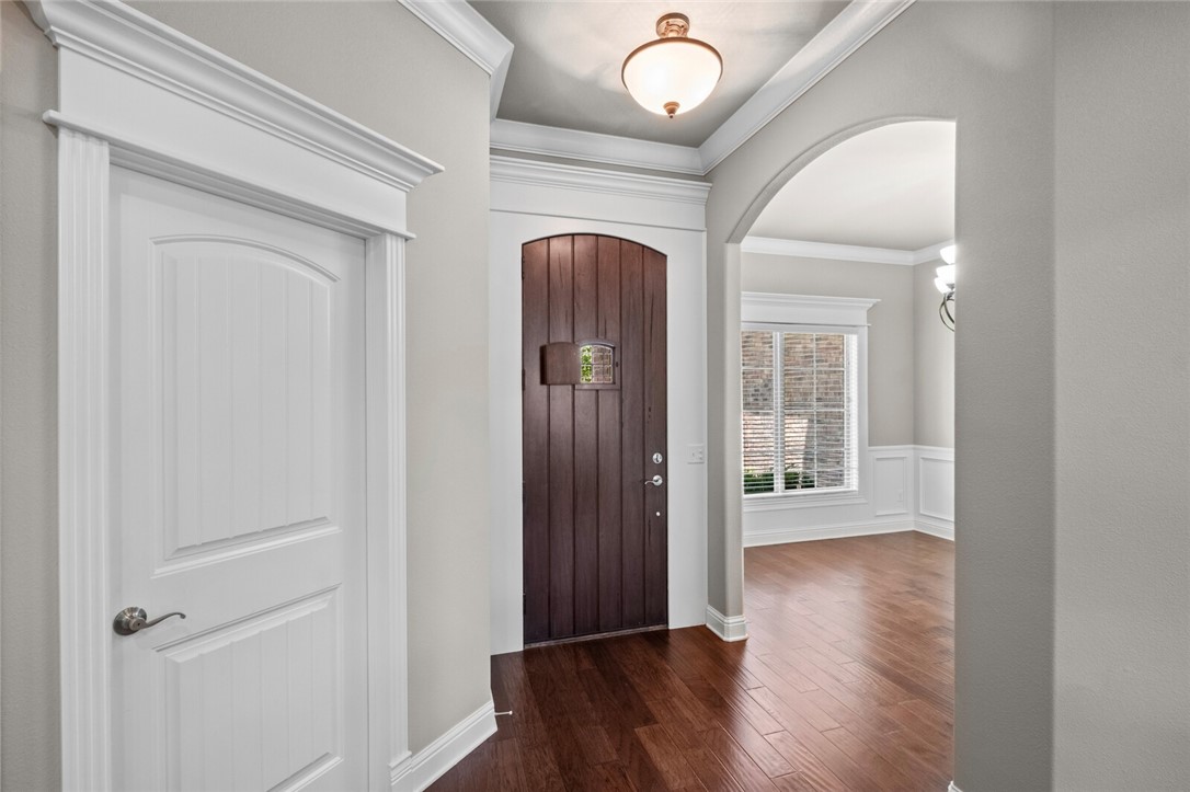 4470 N Thoroughbred Trail