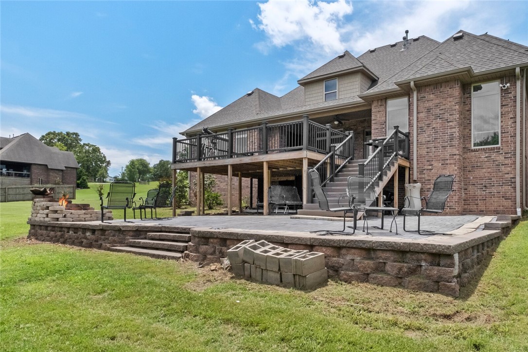 4470 N Thoroughbred Trail