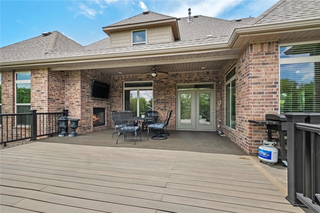 4470 N Thoroughbred Trail