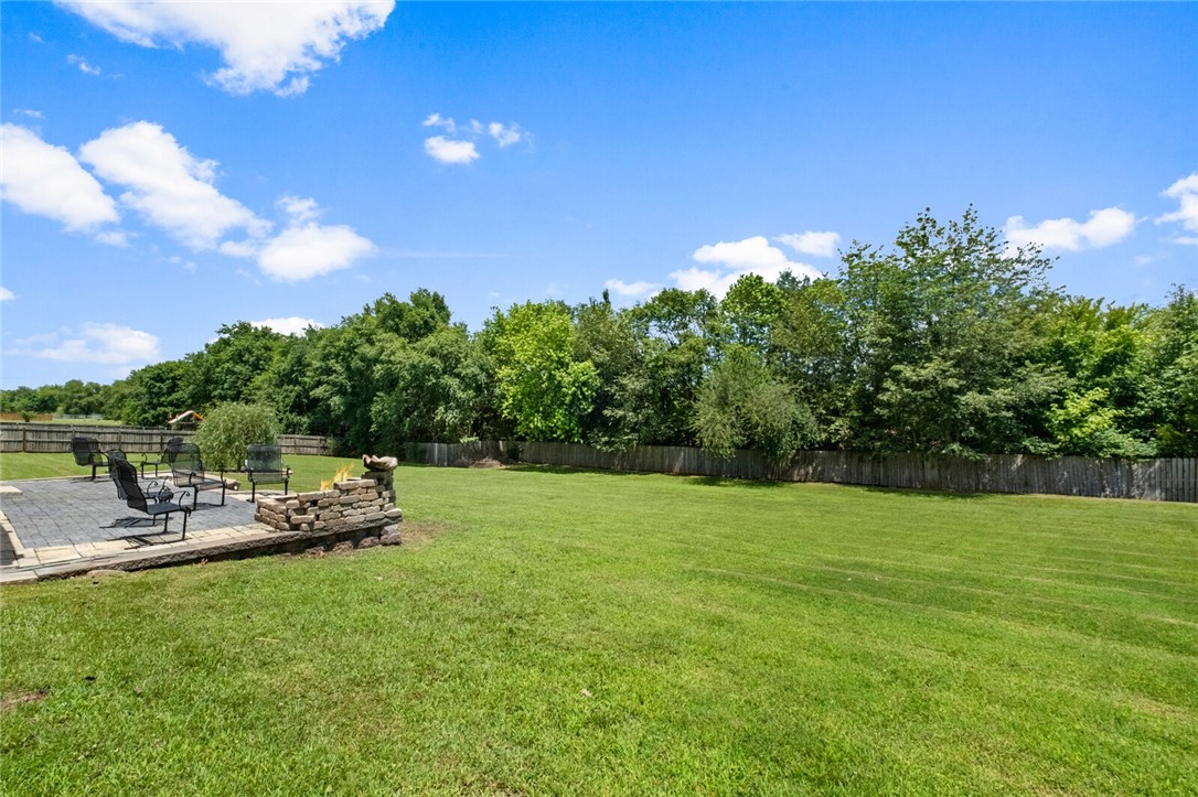 4470 N Thoroughbred Trail
