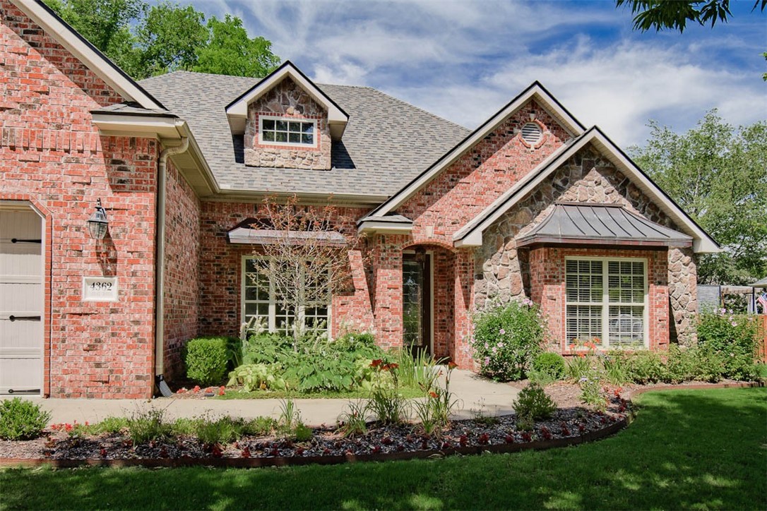 4362 Carriage Crossing Lane