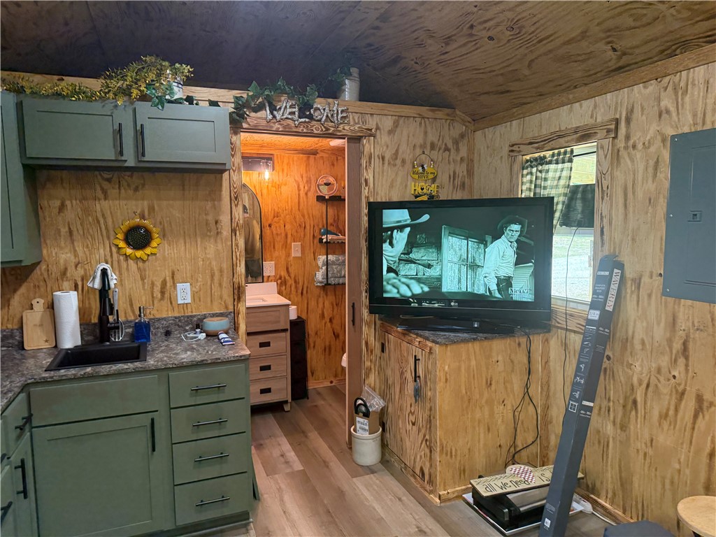 14271 Skyview East Road