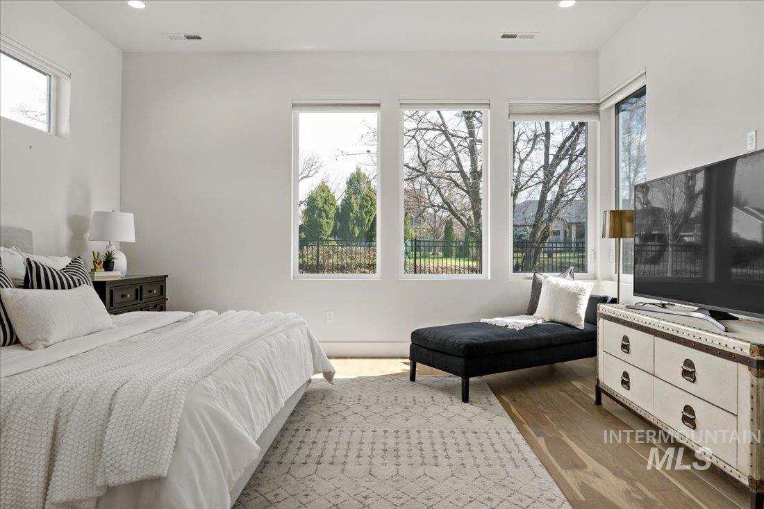 4657 E Copper Point Dr.