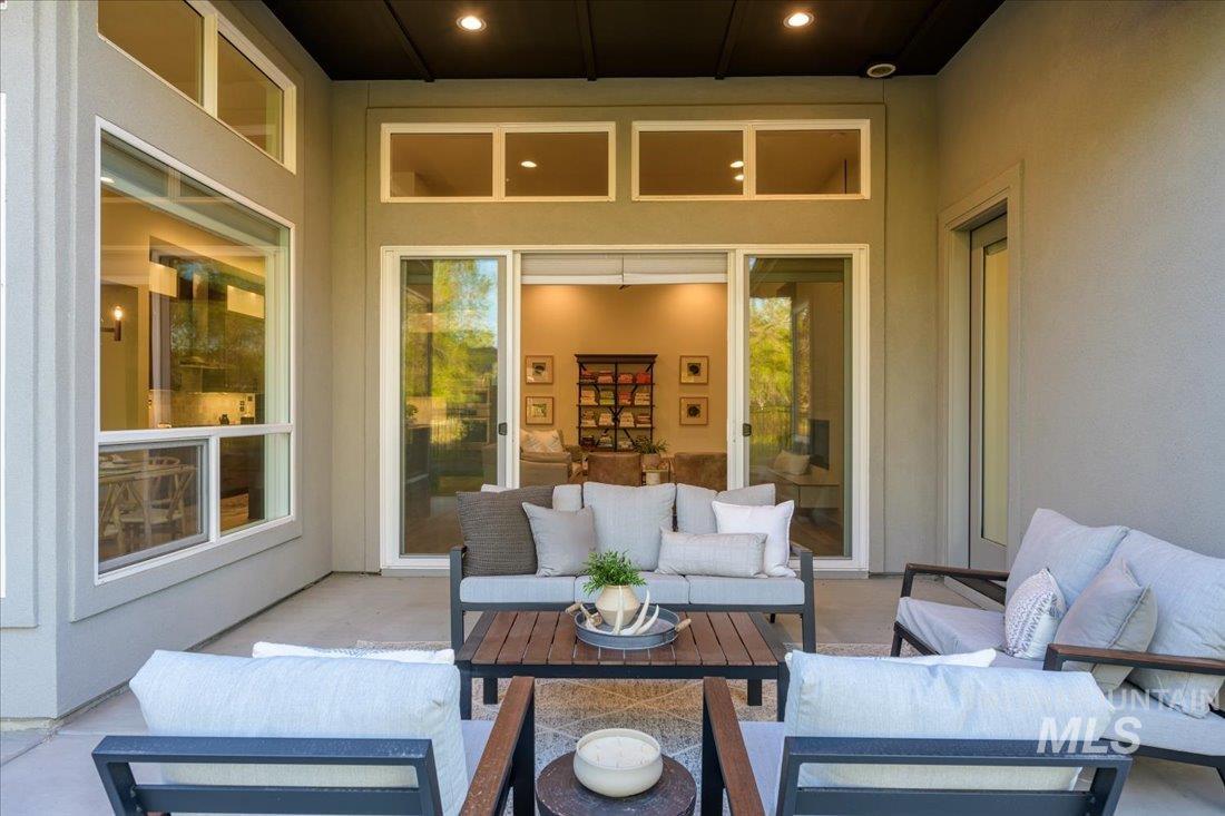 4657 E Copper Point Dr.