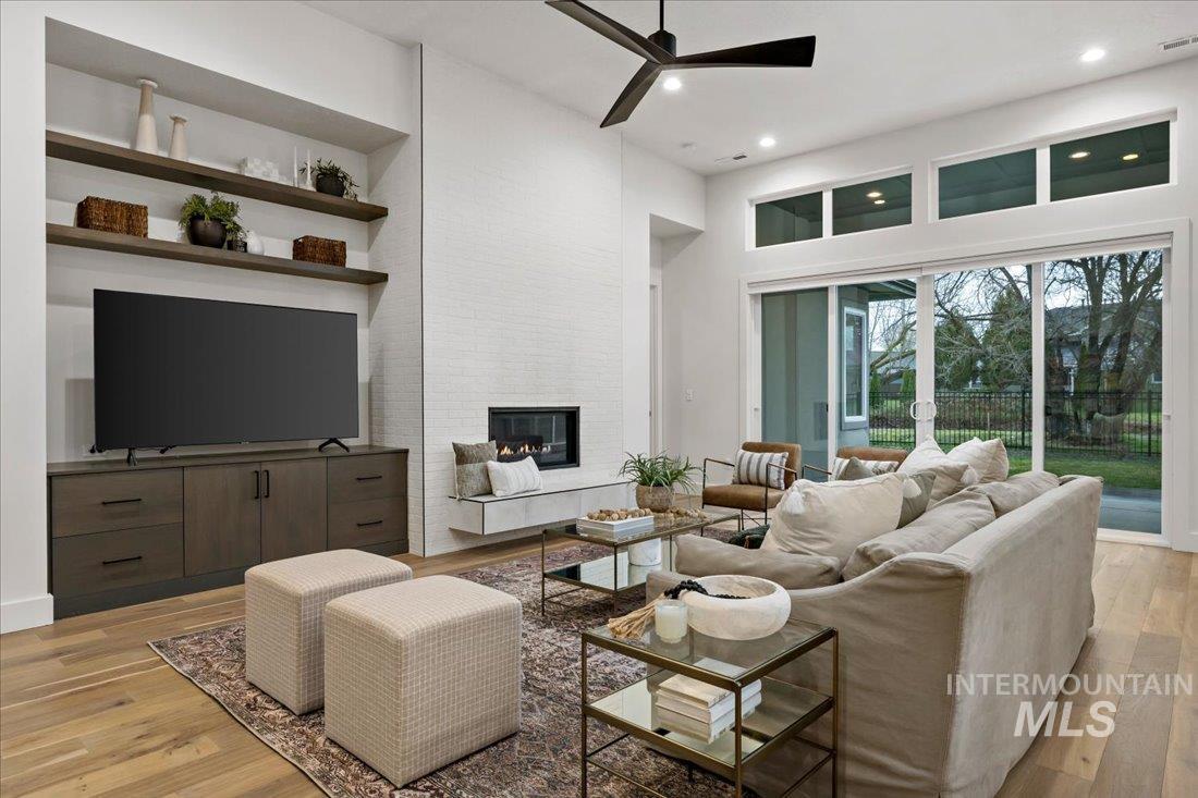 4657 E Copper Point Dr.