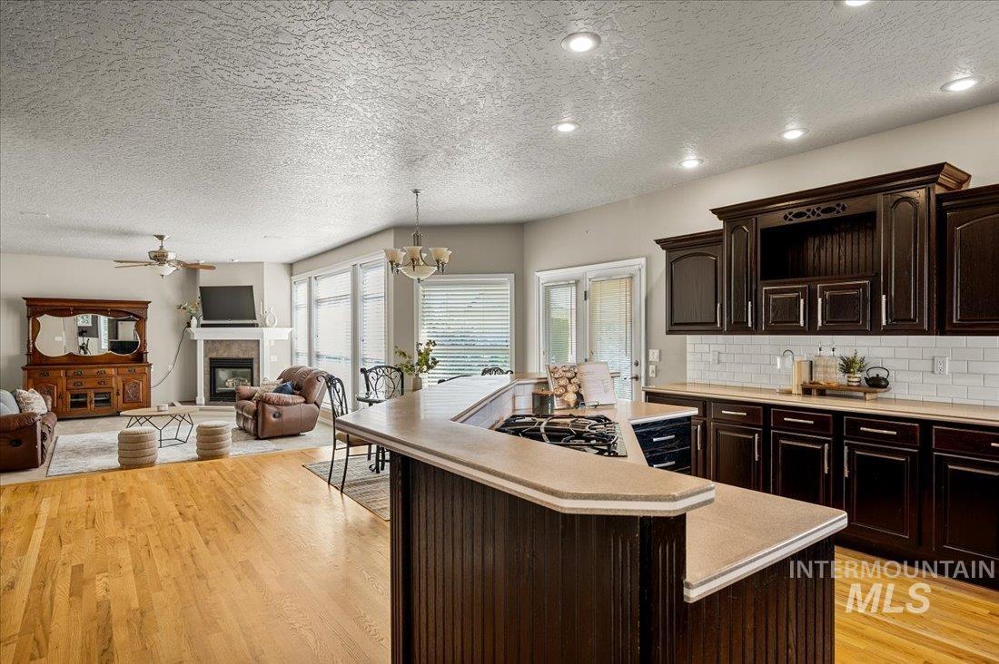 529 W Bayhill Dr.