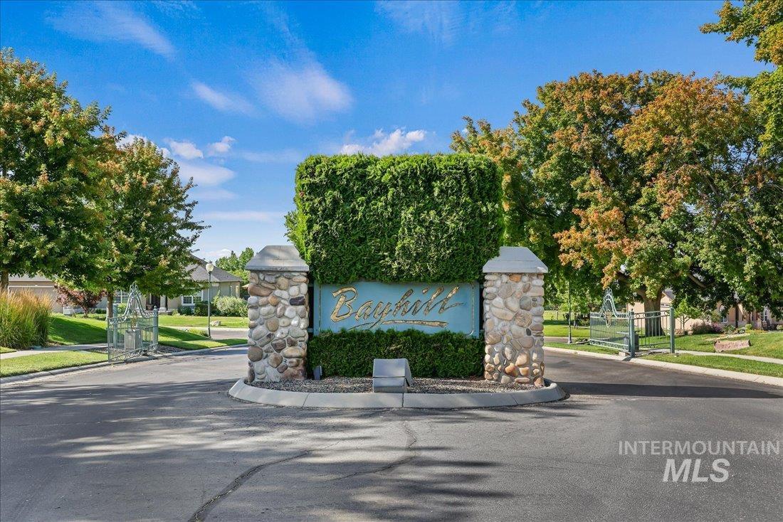 529 W Bayhill Dr.