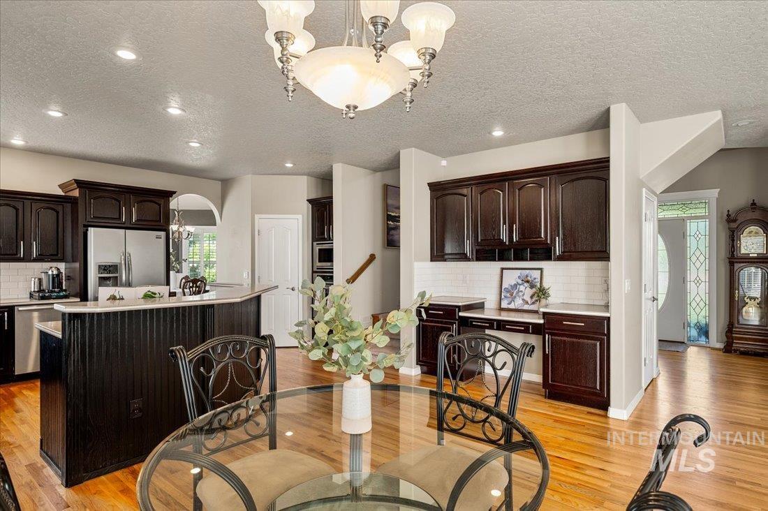 529 W Bayhill Dr.