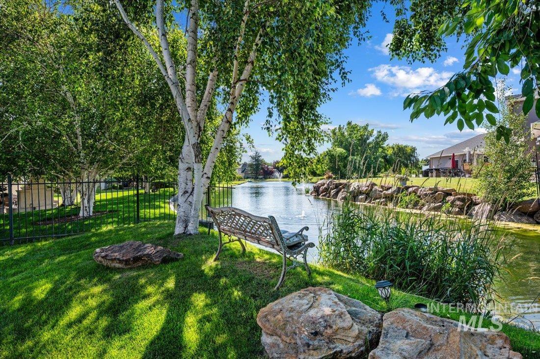 529 W Bayhill Dr.