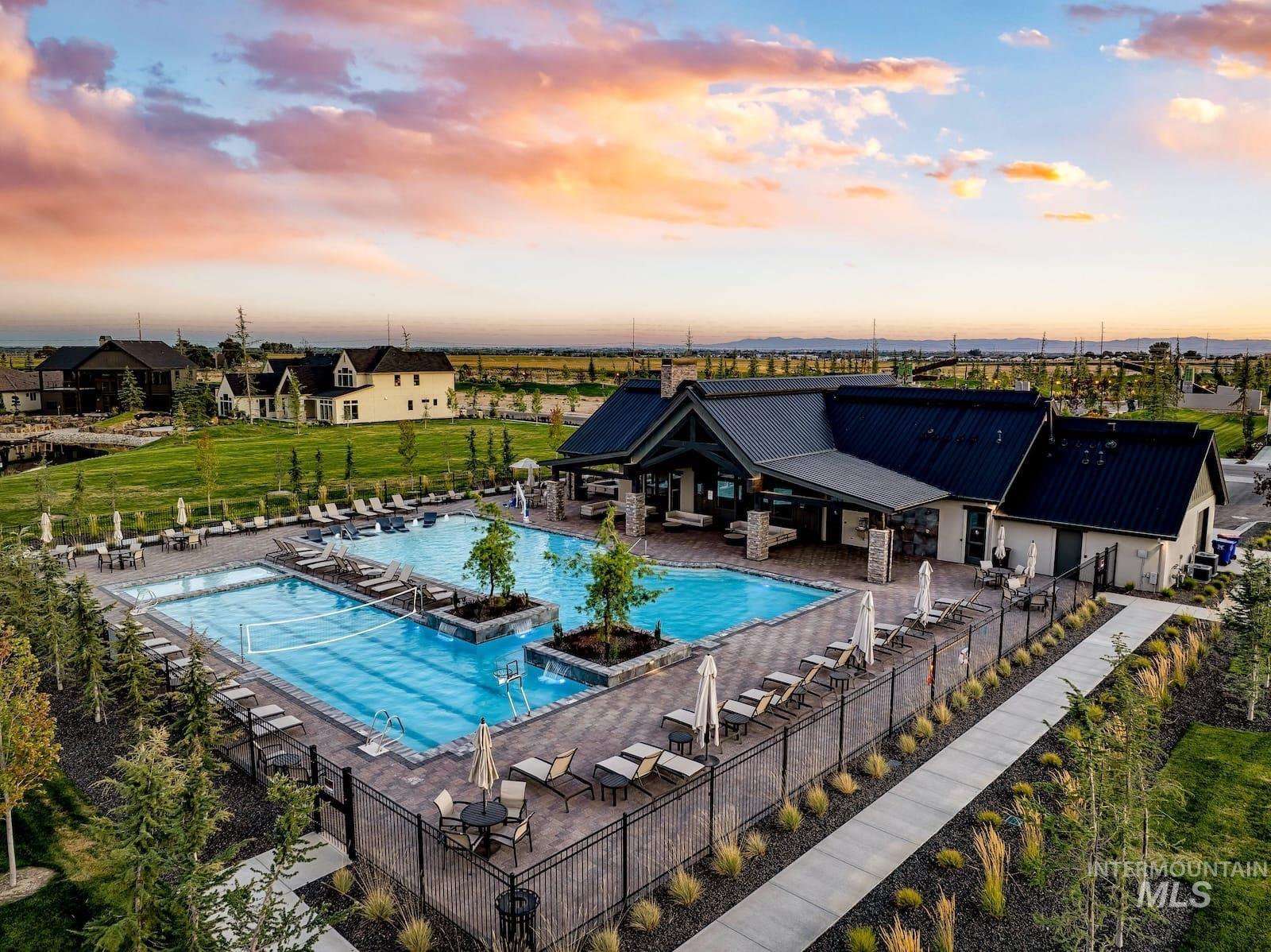 3470 N Harvest Moon Way