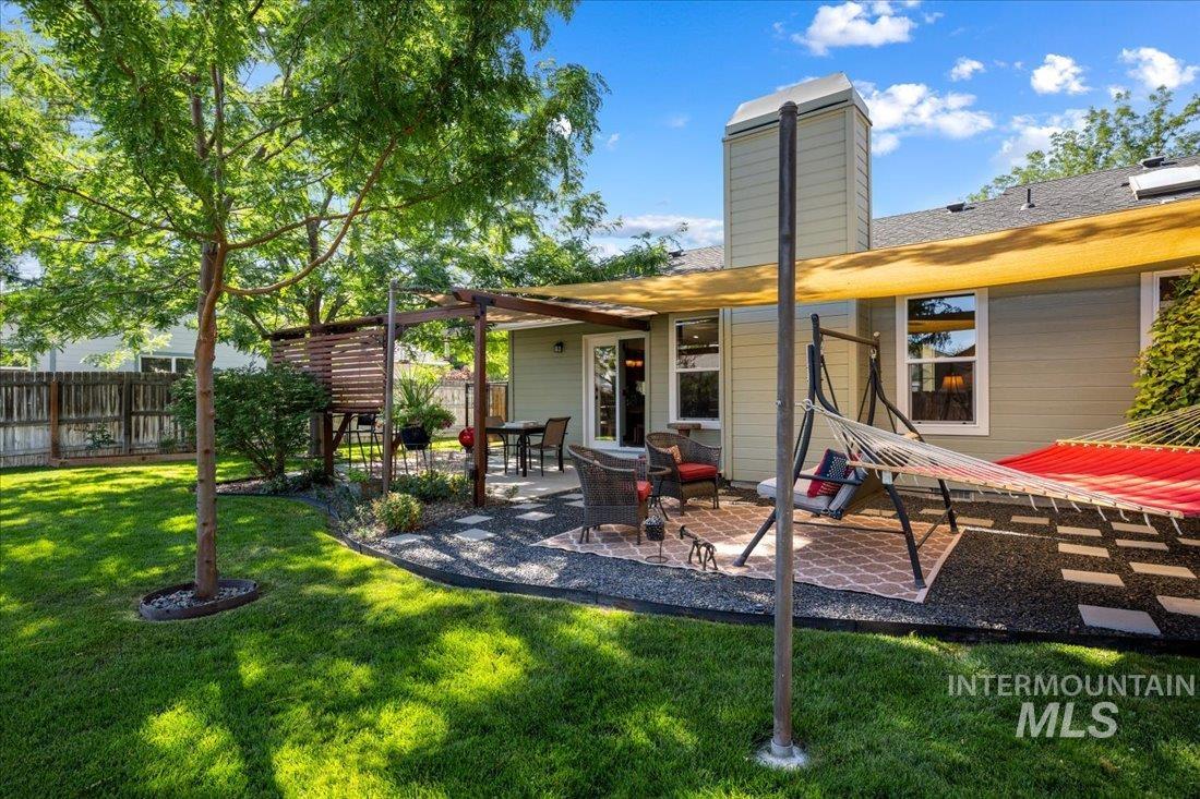 2950 W Stephanie Ct.