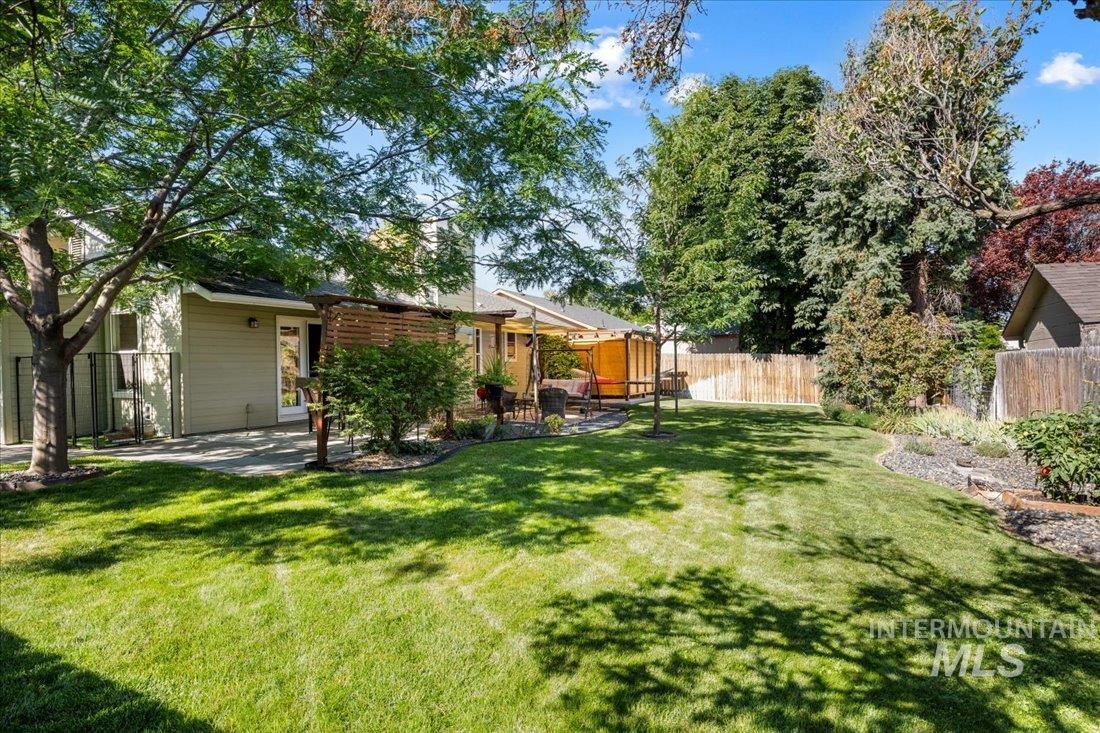 2950 W Stephanie Ct.